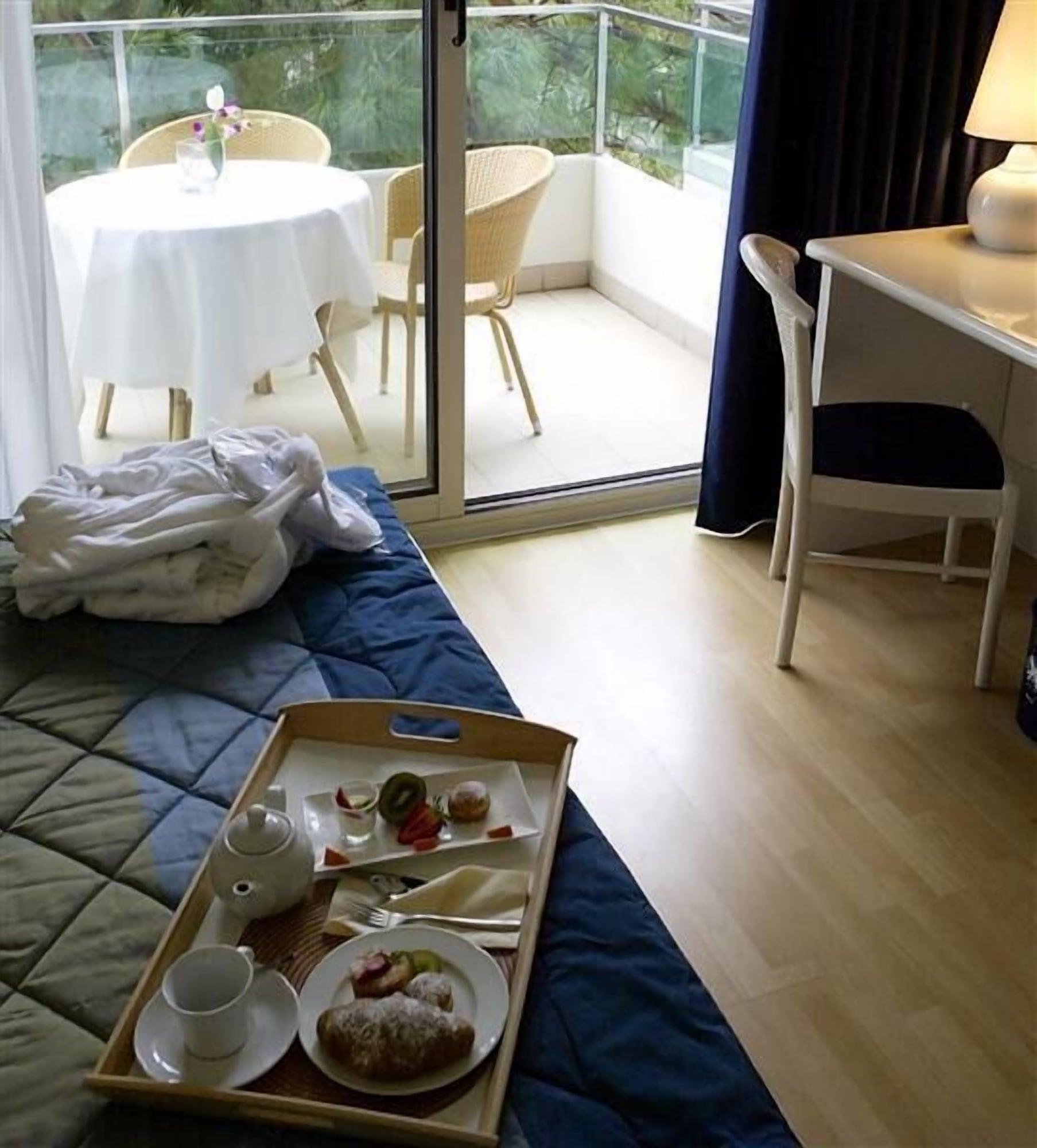 Hotel Luxor Rimini Kültér fotó