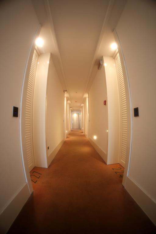 Hotel Luxor Rimini Kültér fotó